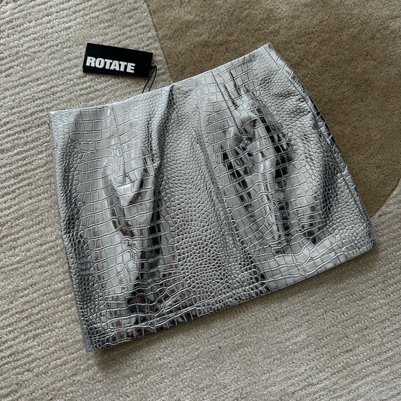 ROTATE Birger Christensen Metallic Croc-Effect Leather Mini Skirt - Picture 3 of 12